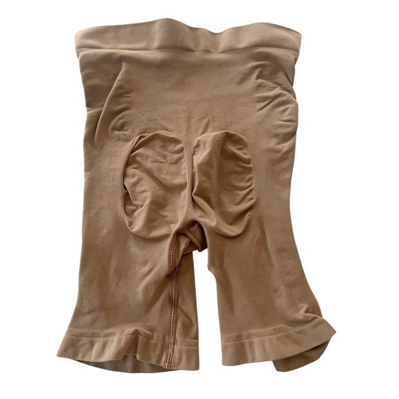 NEW SKIMS Seamless  Shapewear Shorts  SIENNA - Picture 5 of 7